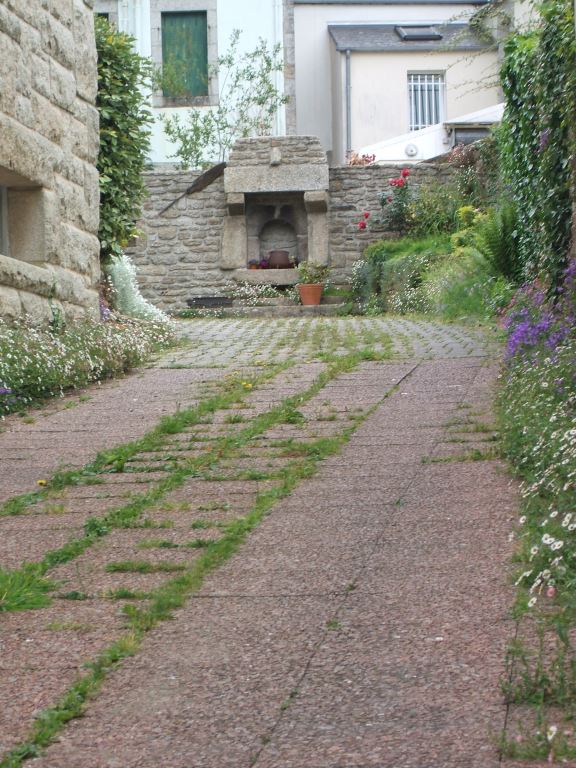 ruelle mai 11 2